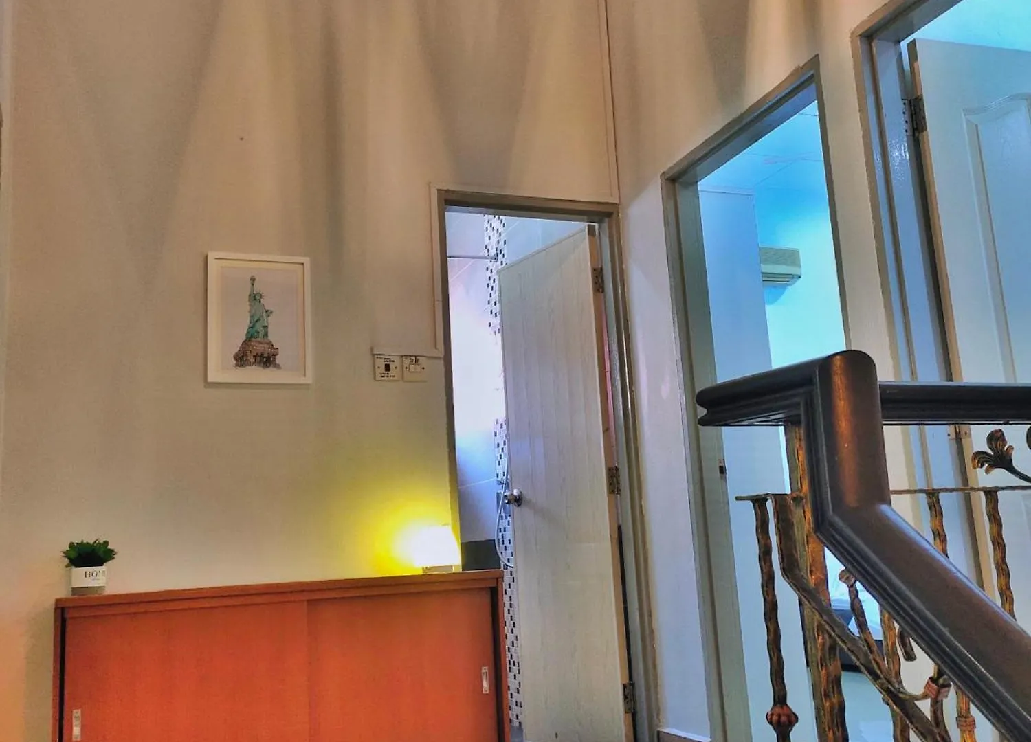 Semi-Detached, Up To 24 Pax, 3200Sqft, 4 Bedrooms, 3 Bathrooms, 4 Car Parks By Star Home Gelugor 0*,  Μαλαισία